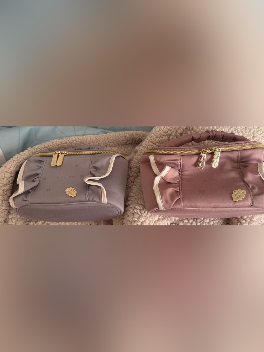 Small travel bags with many compartments inside bundle - Picture 1 of 5